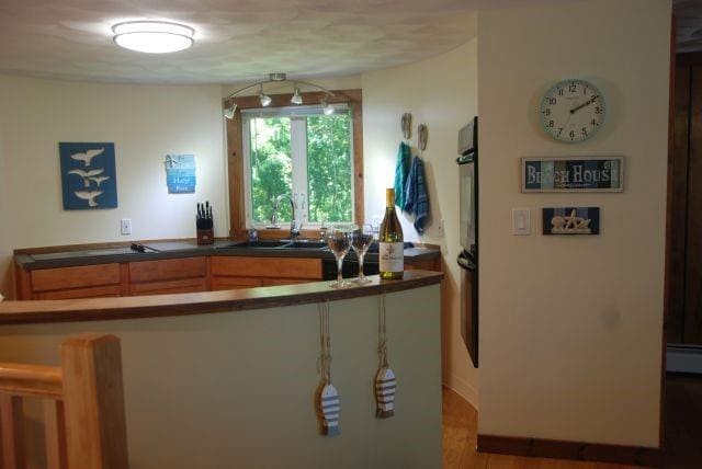 Photo - 414 Middlebridge Rd