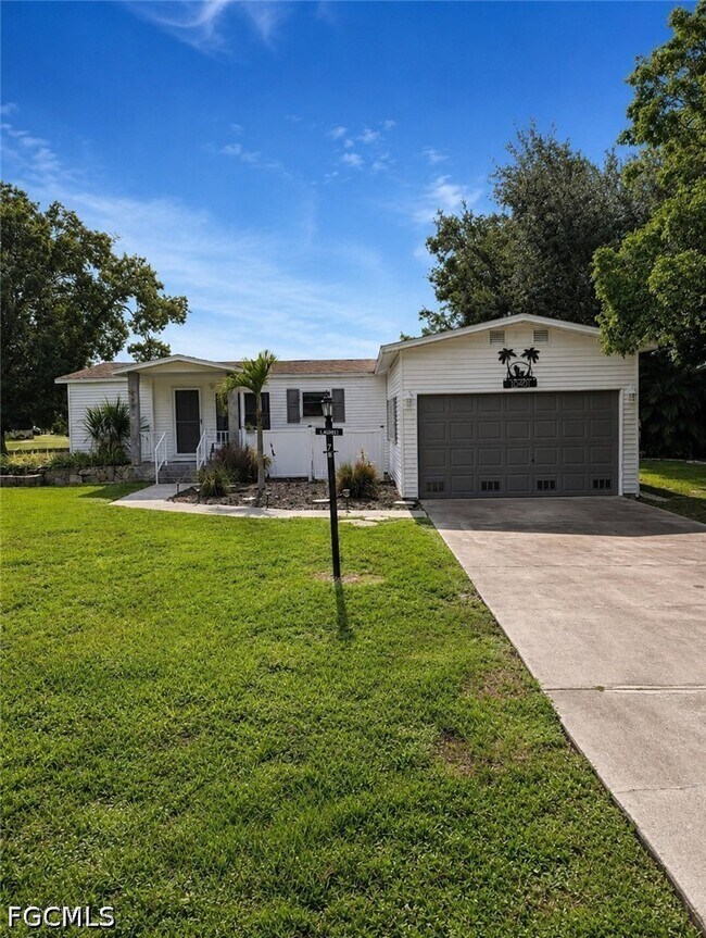 10401 Circle Pine Rd