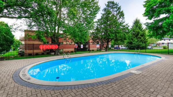 Photo - Westminister