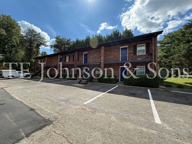 Photo - Cozy 1-Bedroom with Water Included Apartamento Unidad 128 Weatherwood 16