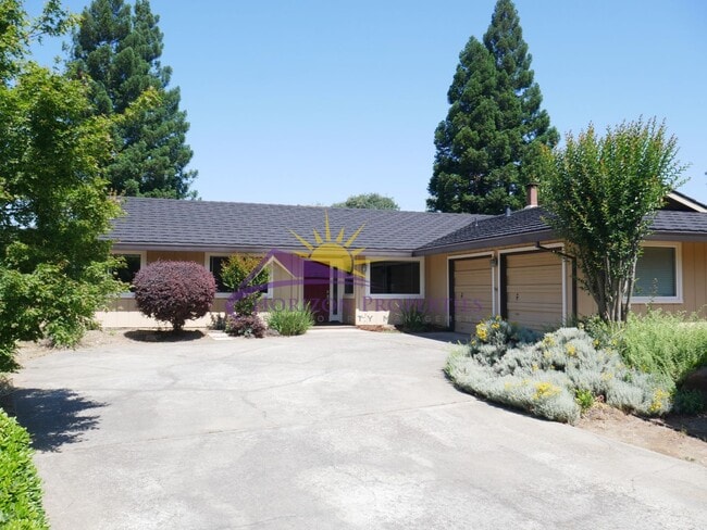 3 Bed 2.5 Bath 1,766 sqft Fair Oaks Home - 3 Bed 2.5 Bath 1,766 sqft Fair Oaks Home