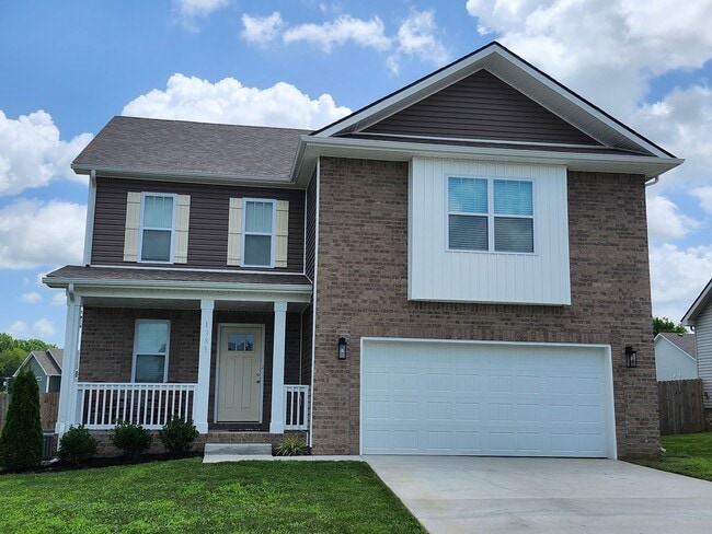 Building Photo - What a floor plan!! Like new and ready for you!