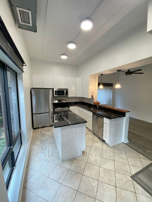 Photo - 124 Roberts Ln Unidad 101