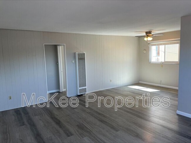 Photo - 816 1/2 Diamond Street