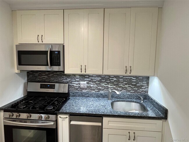 Photo - 5425 Valles Ave Unit 2A