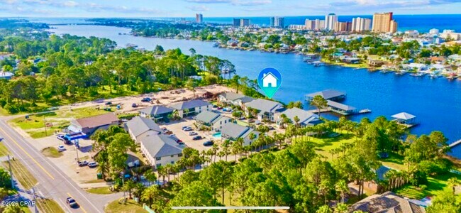 7813 N Lagoon Dr Unidad 4A