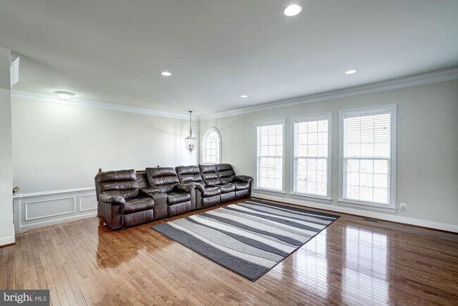 Photo - 42749 Wilmar Square