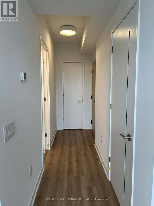 Photo - 10 Oak St Unit 1810