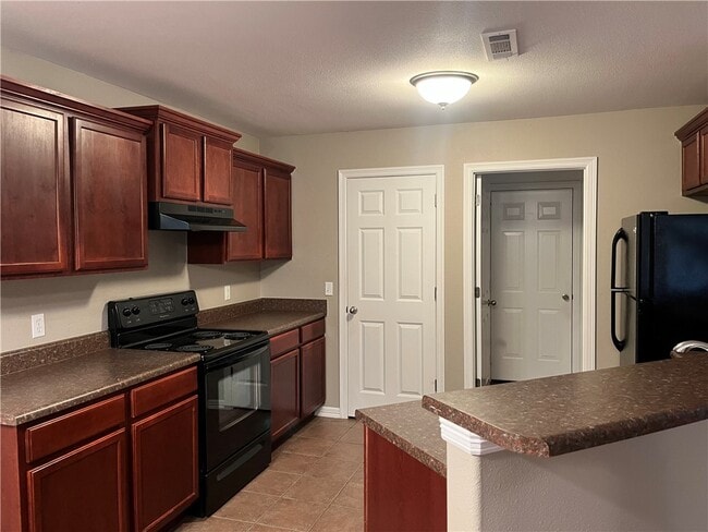 Photo - 2438 S Rill St