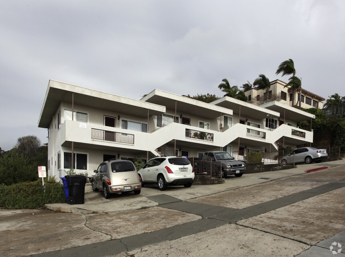 Photo - 1682-1696 Puterbaugh St