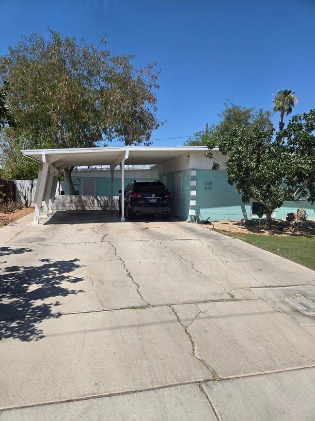 Photo - 1305 Phillips Ave Unidad 1307