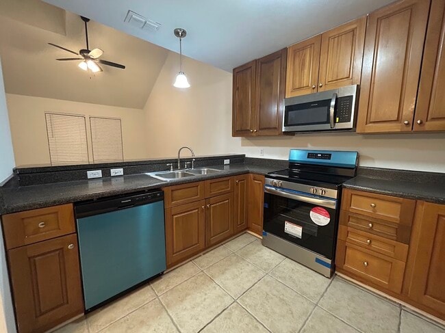 Photo - 3348 Sugar Berry Way