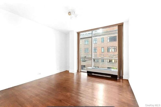 26-26 Jackson Ave Unit 303