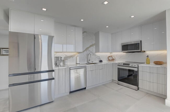 Photo - 7754 Lakeside Blvd Unit 441