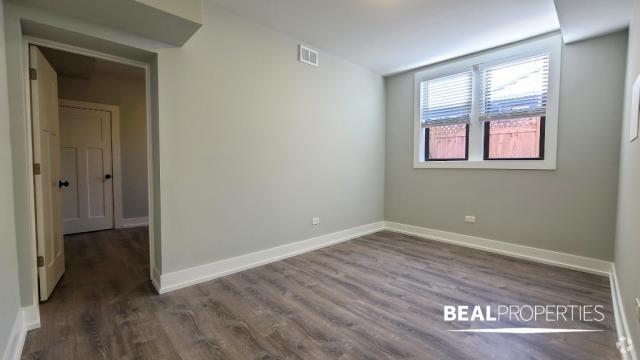 Building Photo - 1 bedroom in EVANSTON IL 60202 Unit GRR Rental