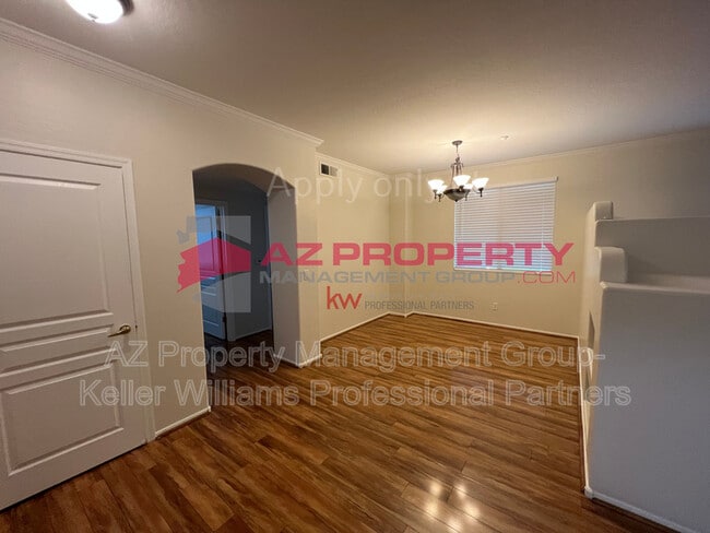 Photo - 955 E Knox Rd Unidad 109