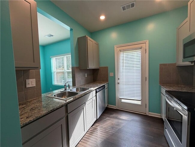 85 Chastain Cir