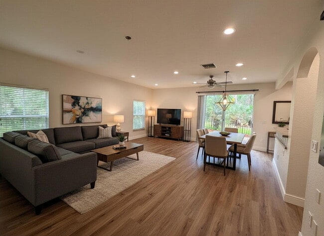 Photo - 3307 Merrick Ln
