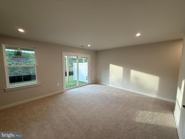 Photo - 24153 Thurso Sq Townhome