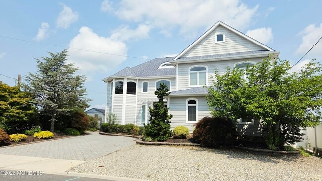 Photo - 3110 Windsor Ave