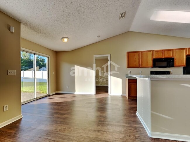 Photo - 711 Camp Francis Johnson Rd