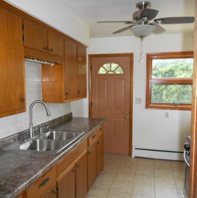 Photo - 112 E Dean Ave Unidad 1