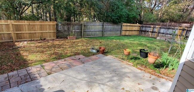 Photo - 1617 King James Dr