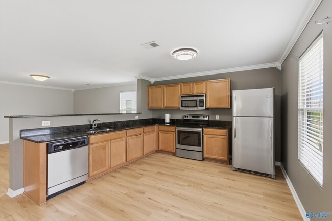 Photo - 29889 Glenrose Way