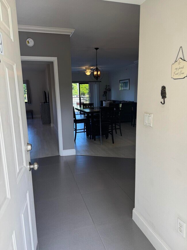 Photo - 2105 Lavers Cir Unit 209