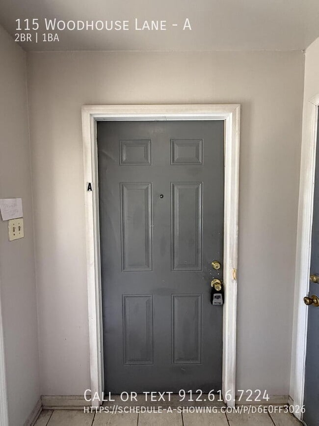 Photo - 115 Woodhouse Ln Unidad A