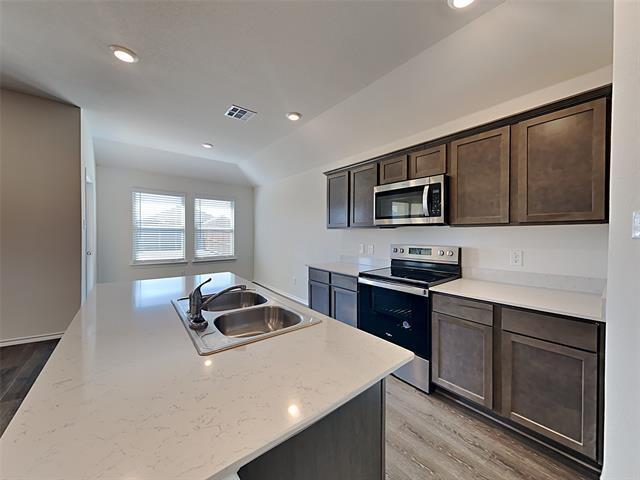 Photo - 724 Glover Dr