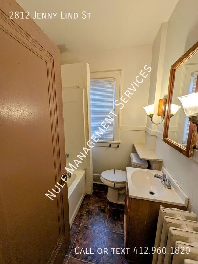 Photo - 2812 Jenny Lind St