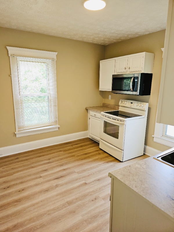 Photo - 627 Crosby St