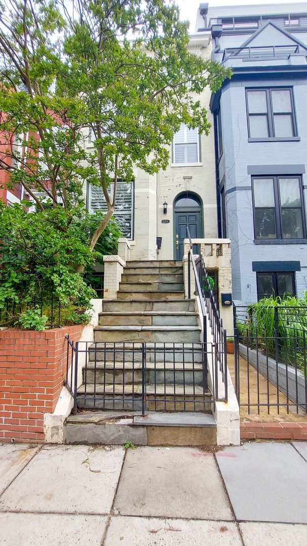 Photo - 2719 Ontario Rd NW Unit #1 (LL)
