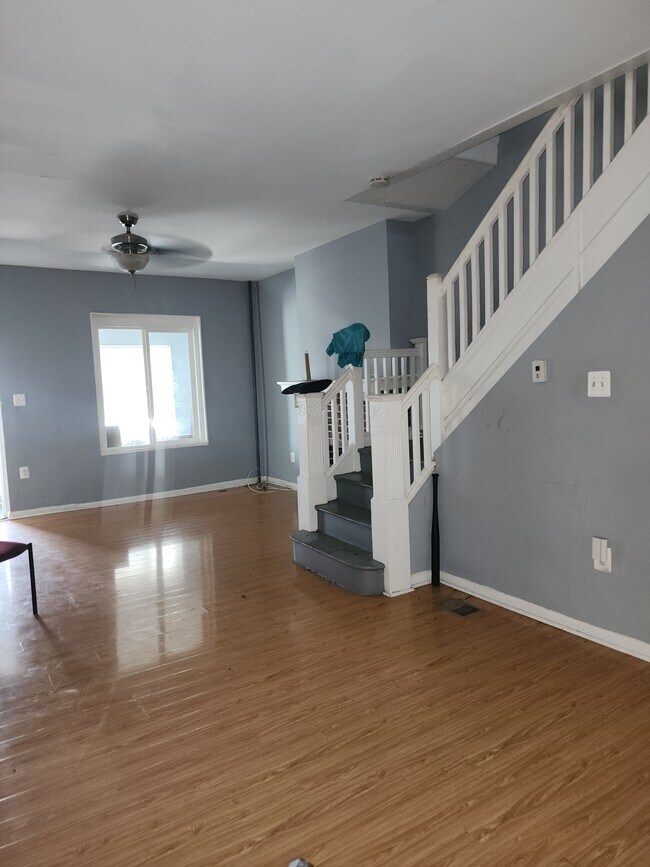 Photo - 6114 Master St