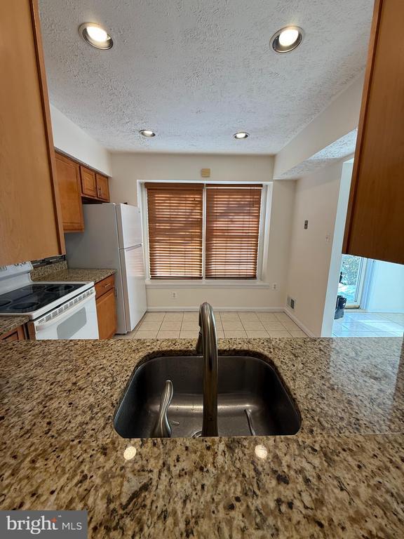 Photo - 5719 Independence Cir