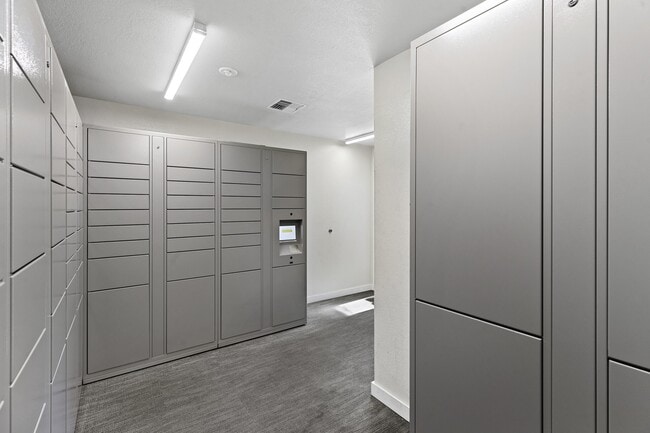 Park 212 Apartment Homes