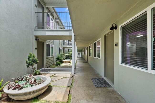 Tahitian Apartments