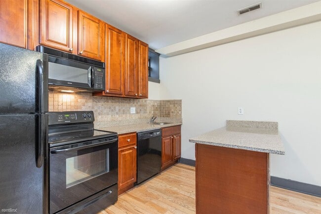 Photo - 4 br, 2 bath Duplex - 1709 ARLINGTON ST Un...