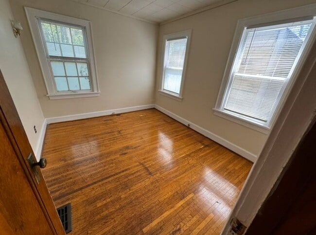 Photo - 2530 Neil Ave Unit 2530