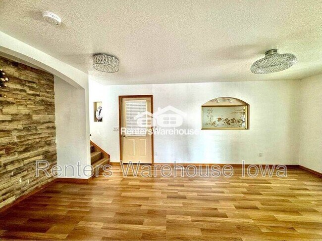 Photo - 1435 University Ave