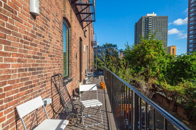 Photo - 25 Worthington St Unit 2