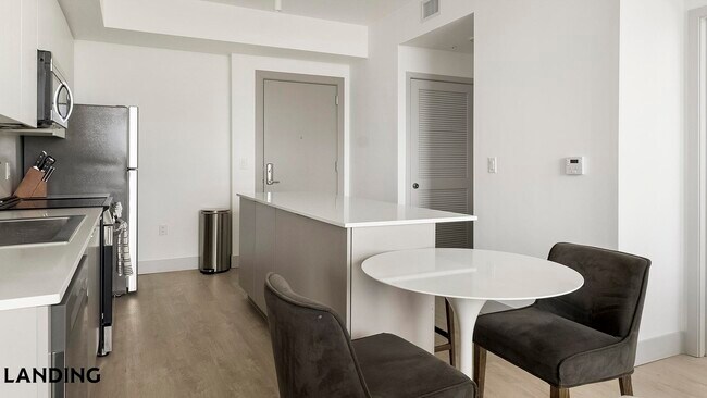 1155 NE 126th St Unit 832