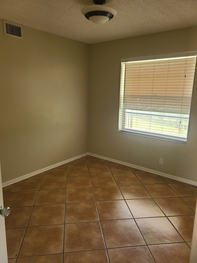 Photo - 9927 Three Lakes Cir Unit Rosewood