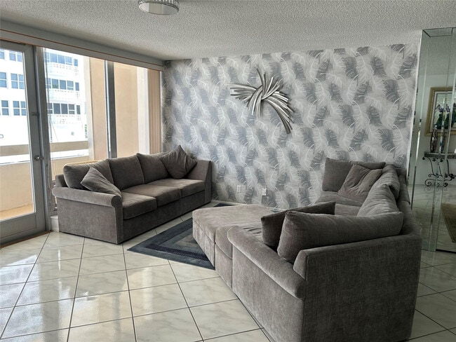 Photo - 4020 Galt Ocean Dr Unidad 106