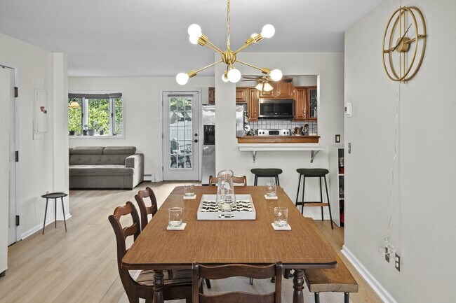 Photo - 106 Dawson Ave