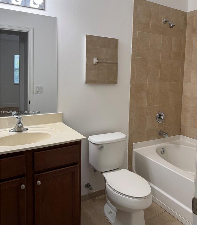 Photo - 8960 NW 97th Ave Unidad 216