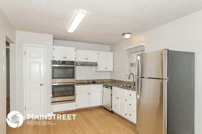 Photo - 87 Edward Dr