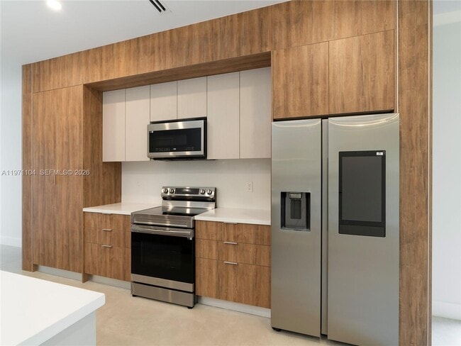 Photo - 841-843 SW 29th St