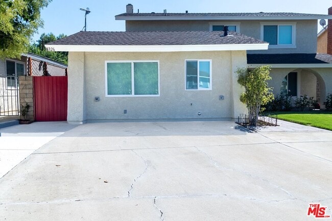 Building Photo - 8326 Beckford Ave